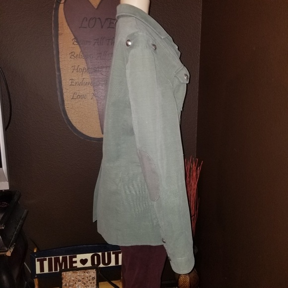 #38🎊3/10/23 @7:30pm cst 💚Sexy Green M Cloth Logic Coat - Picture 5 of 8